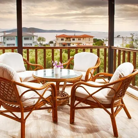 Sirocco Seaview Nea Roda